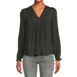 *NWT NANETTE LEPORE‎ Black Pleated Blouse